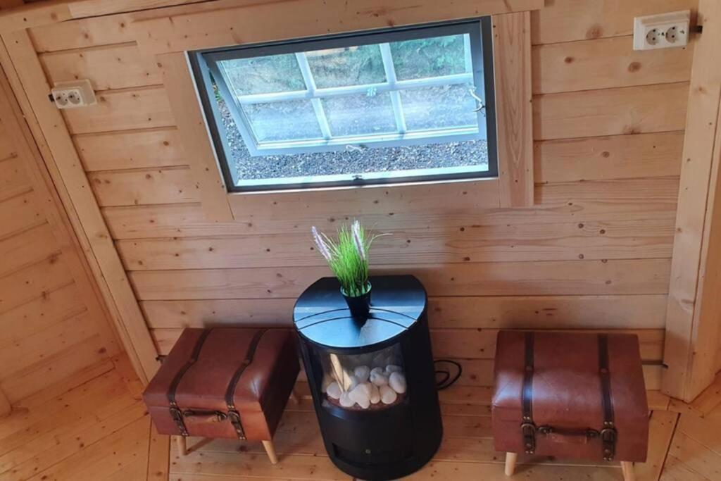 Vakantiehuis De 'Finse Kota'レイッセン エクステリア 写真